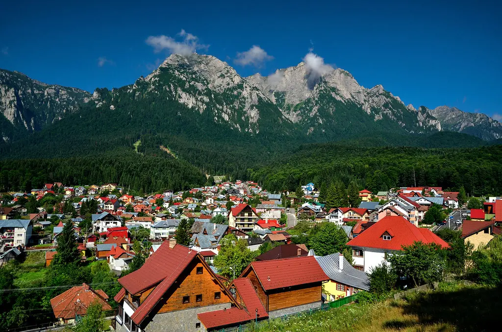 Camera web Bușteni – condiții meteo în timp real